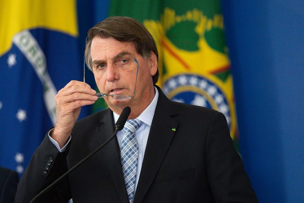 El aumento de la inflación complica la batalla contra Covid en Brasil