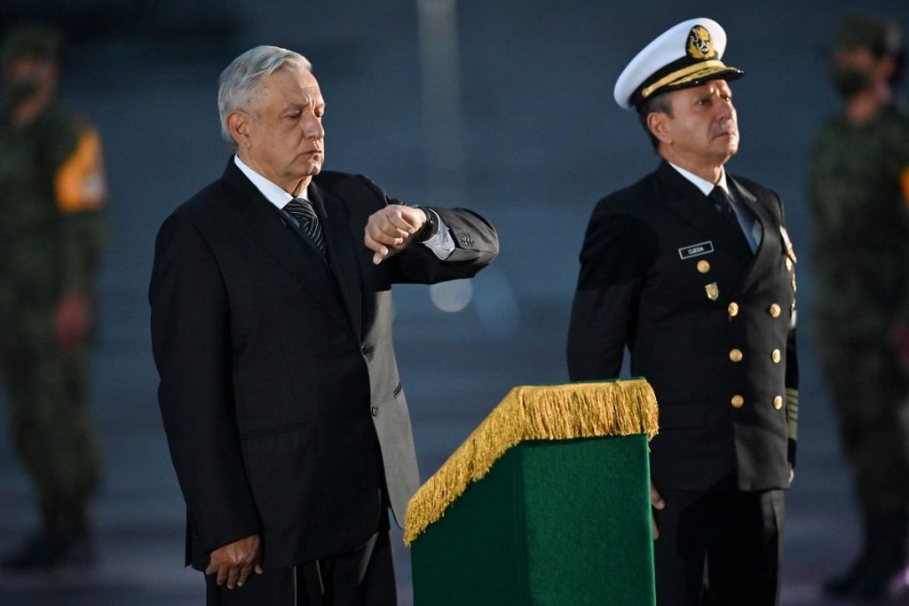 AMLO: El jefe de la Marina se suma a la ofensiva del gobierno mexicano contra el Poder Judicial |  Elecciones mexicanas 2021
