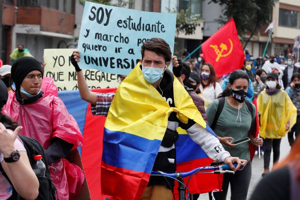 Duque busca impulsar nueva reforma tributaria en Colombia |  Internacional