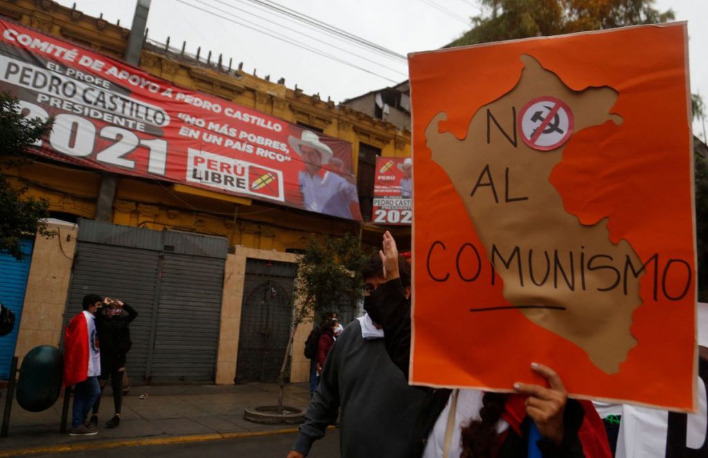 La polarización extrema divide a Perú una semana antes de las elecciones presidenciales |  Internacional