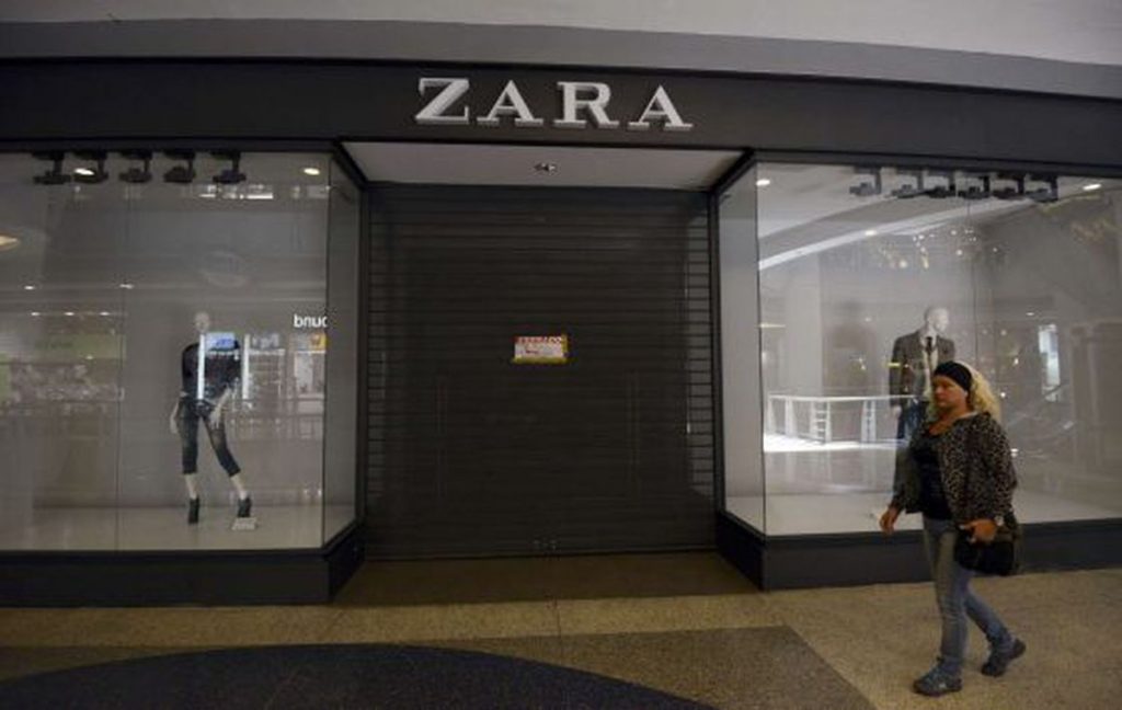 Zara sale de Venezuela |  Internacional