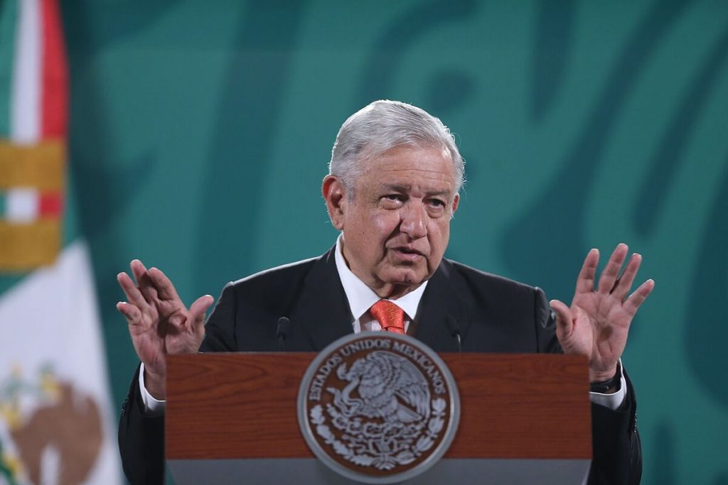 López Obrador aparca su plan para nacionalizar el litio