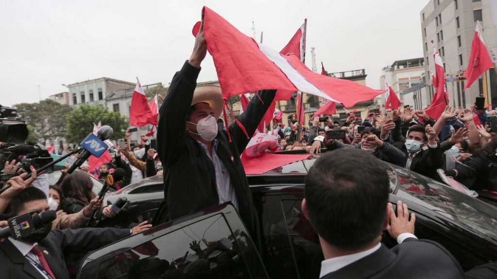 Resultados electorales: preocupante recuento deja en el aire a la presidencia peruana |  Internacional