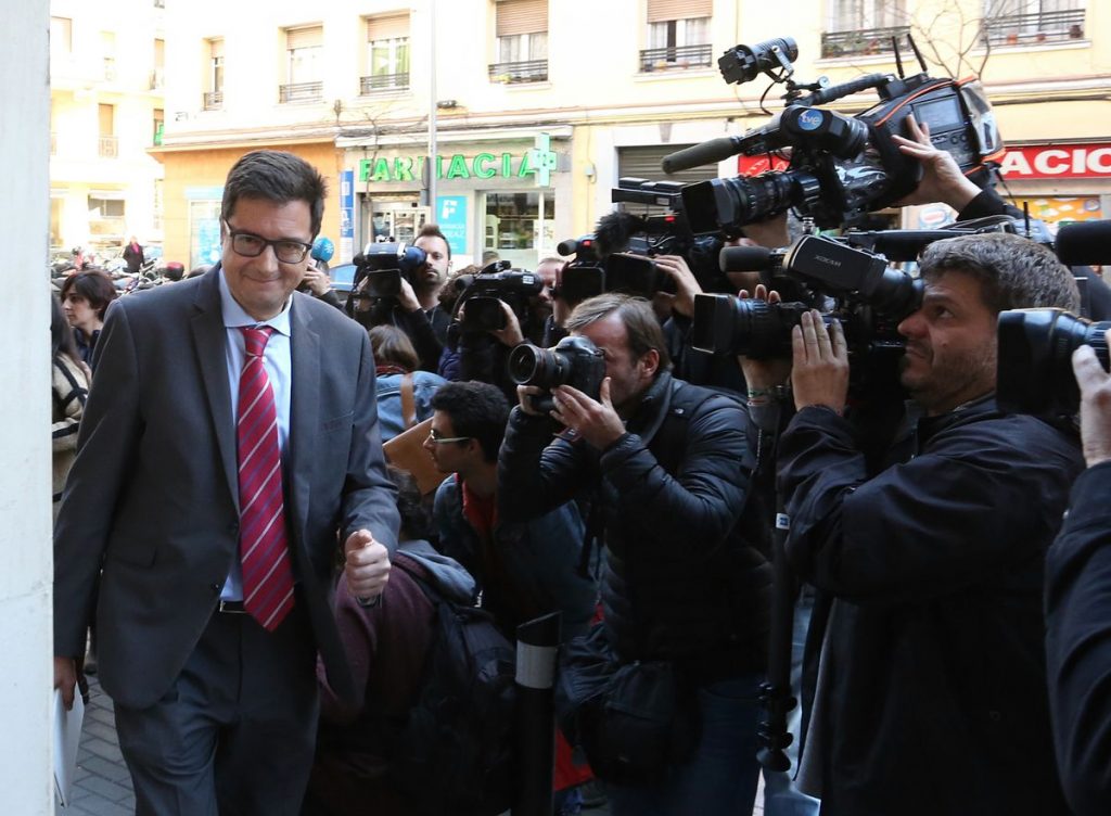 El PSOE afronta una renovación tan profunda como la del gobierno |  España
