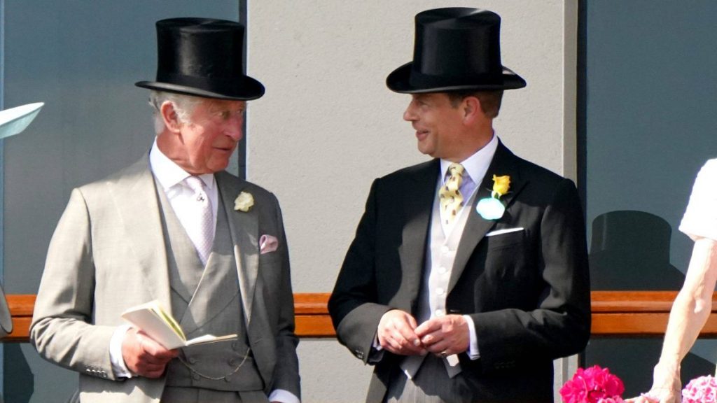 Otra batalla entre hermanos de la familia real británica: el príncipe Carlos no quiere que Eduardo se convierta en duque de Edimburgo |  Personas