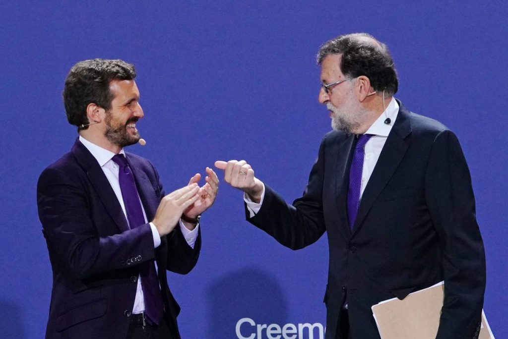 Rajoy advierte a Casado que si llega al poder tendrá que hacer una reforma previsional: "No tendrás otra" |  España