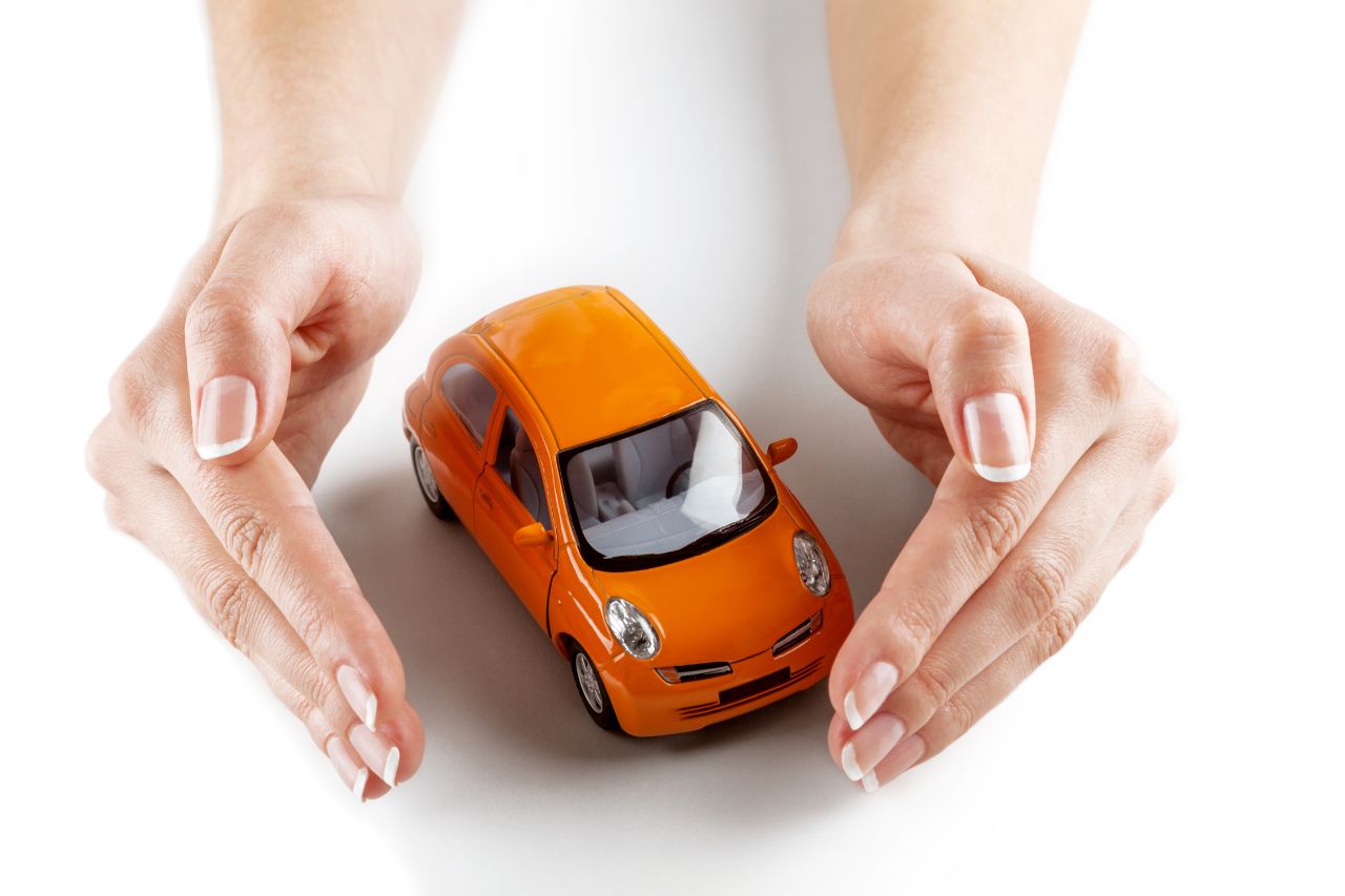 ¿Qué significa deducible en un seguro para autos?